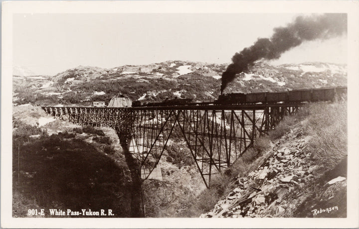 Vintage postcards of Yukon’s gold-rush towns and mountain vistas – Dee’s Postcards