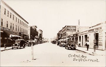 Central Avenue Swift Current SK Saskatchewan WW Cooper Unused RPPC Postcard 