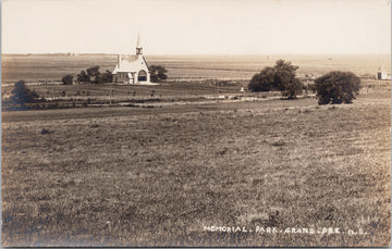 Memorial Park Grand Pre NS Nova Scotia Unused RPPC Postcard SP14