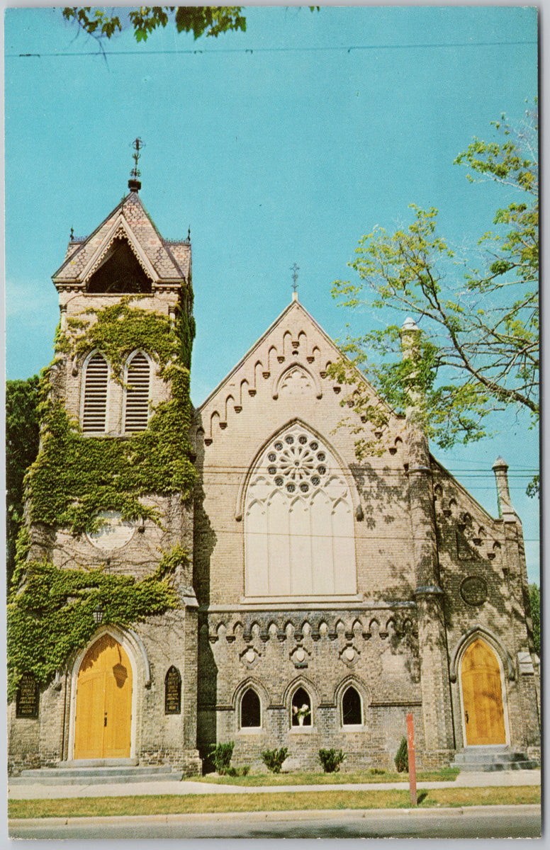 Brantford Ontario Brant Avenue United Church of Canada Unused Postcard