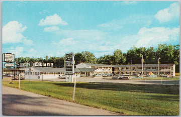 The Colonial Motel Bismarck ND North Dakota Mandan Century Motors Postcard 