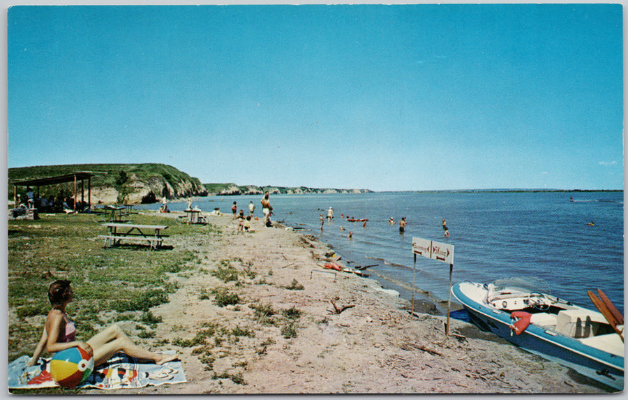 Vacationland Springfield SD Postcard