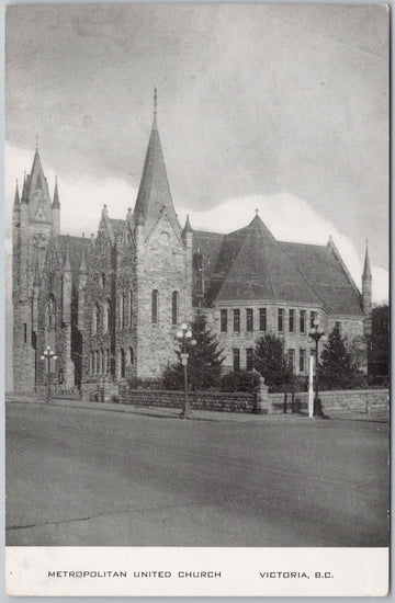 Victoria BC Metropolitan United Church  Postcard