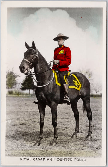 RCMP Mountie on Horse Canada Canadian Unused Gowen Sutton RPPC Postcard 