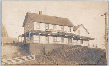 Alderlea Hotel Duncan BC Postcard 
