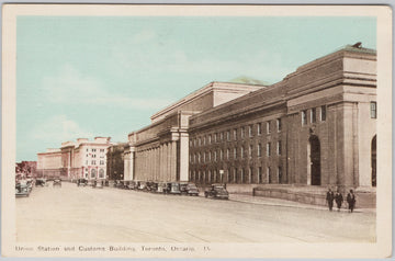 Toronto Ontario Union Station & Customs Building Postcard 