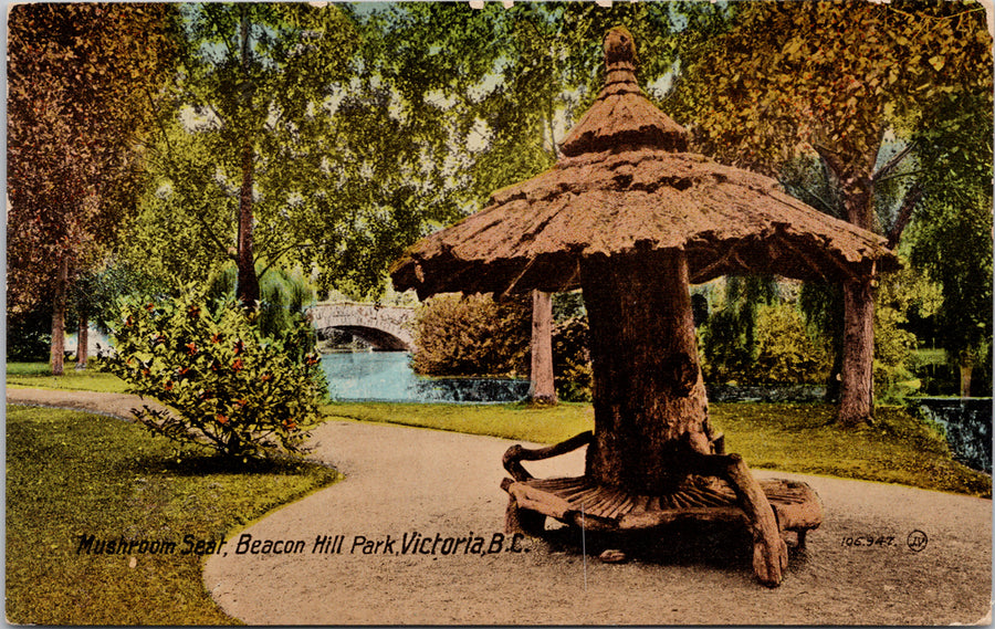 Mushroom Seat Beacon Hill Park Victoria BC Vancouver Island Unused Postcard S3