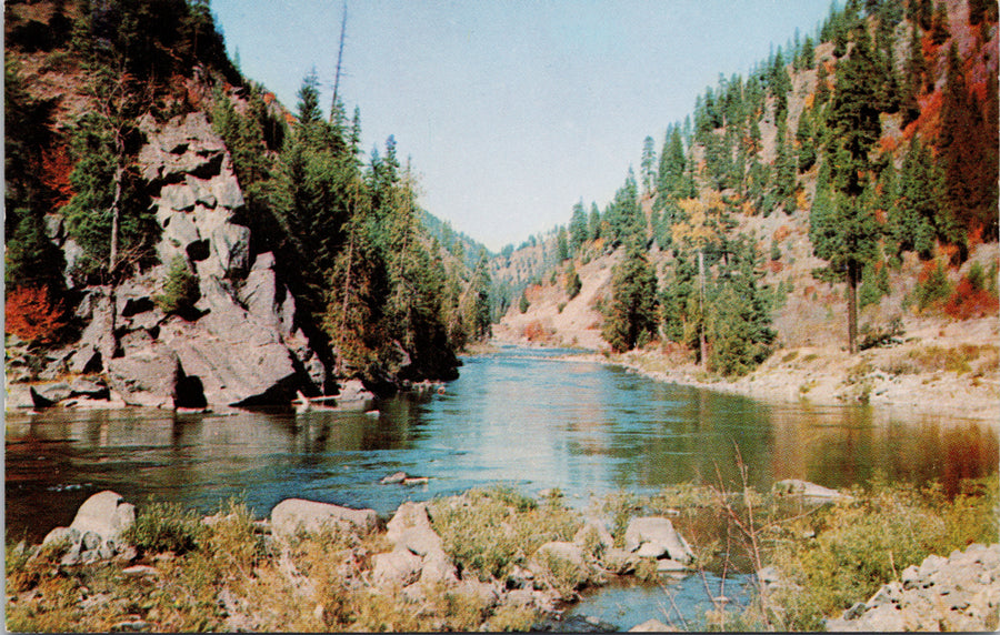 Stevens Pass Highway WA Washington Wenatchee River Unused Postcard S3