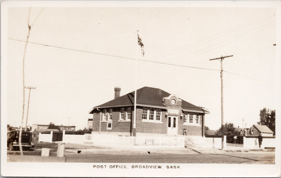 Post Office Broadview Saskatchewan SK Unused Canadian Co Postcard S3