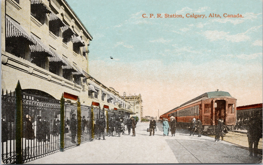 CPR Station Calgary Alberta Postcard