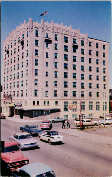 Fort William Ontario Royal Edward Hotel Postcard 