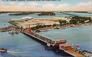 Miami FL Causeway Unused Curteich Linen Postcard 