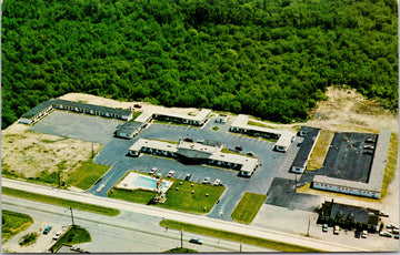 Capri Motel Route 6 btwn Fall River & New Bedford WY Wyoming Unused Postcard