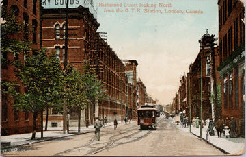 London Ontario Richmond Street Trolley  Postcard 