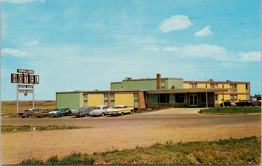 Medicine Hat Alberta Park Lane Motor Hotel Motel Postcard