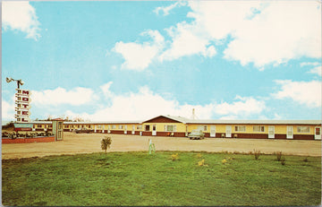 Triple G Motel Whitewood Saskatchewan Postcard 