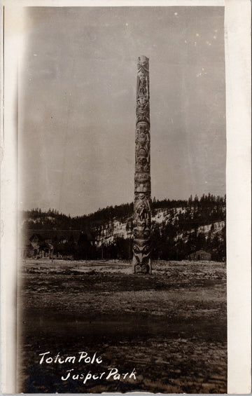 Totem Pole Jasper Park Alberta AB Indigenous Carving Postcard