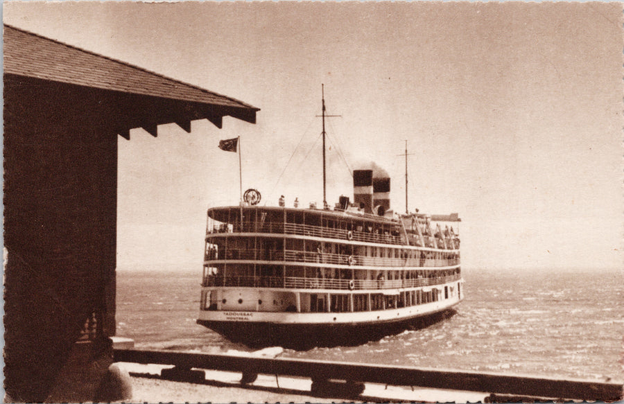 SS 'Tadoussac' Ship leaving Murray Bay Quebec Postcard 