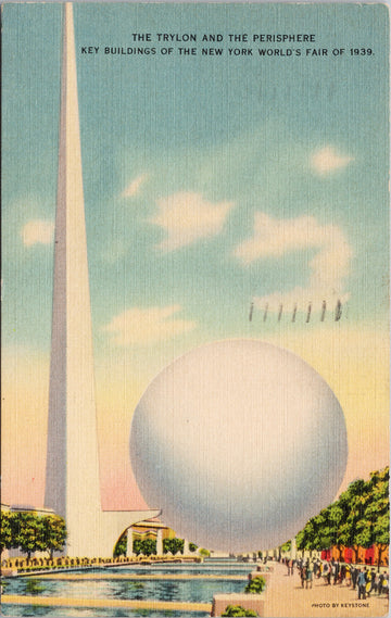 The Trylon and Perisphere NY New York Worlds Fair 1939 Postcard
