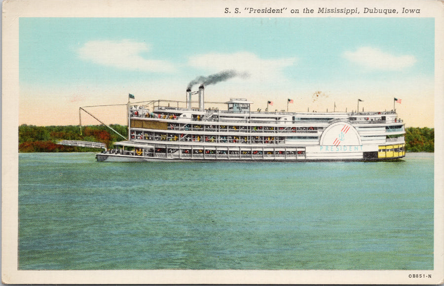 SS 'President' Steamship on Mississippi River Dubuque IA Iowa Postcard 