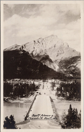 Banff Avenue Banff Alberta AB Unused Gowen Sutton RPPC Postcard