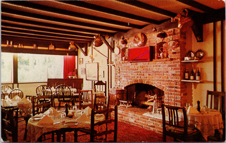 Hadrian's Garden Restaurant North Vancouver BC Interior Unused Postcard 